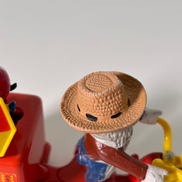 Vintage 70s Corgi Magic Roundabout Mr. McHenry's Trike & Zebedee (9B) - Picture 6 of 14